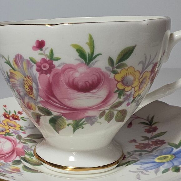 Foley Teacup and Saucer Mother Pink Roses Vintage - Picture 3 of 8
